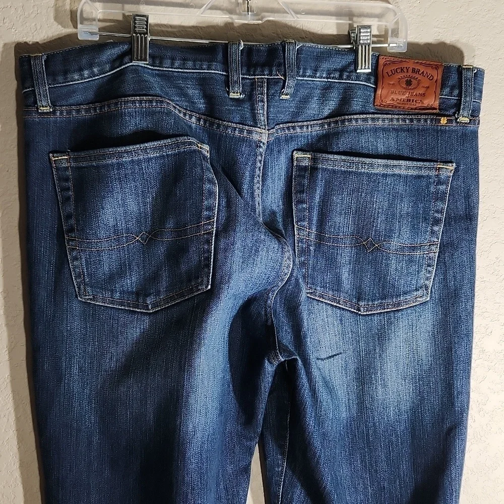 Lucky Brand Jeans 38 × 30 367 Vintage boot denim jeans mens